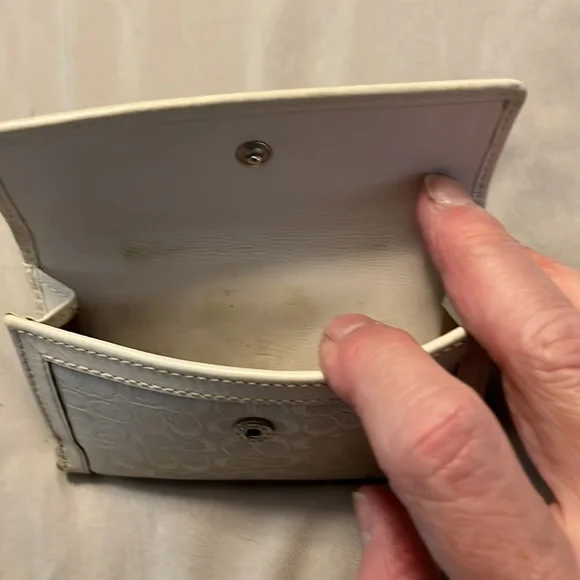 Coach wallet - Picture 4 of 4